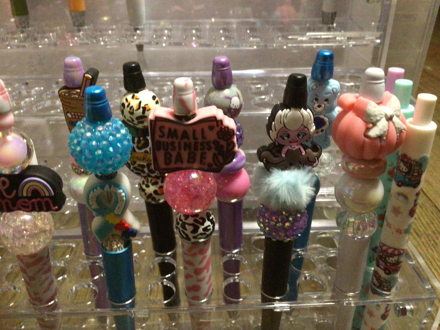 Custom beadable pen