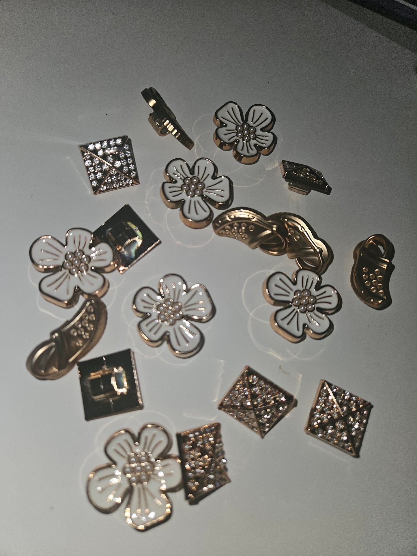 Croc/Bogg charms 10pcs (random)