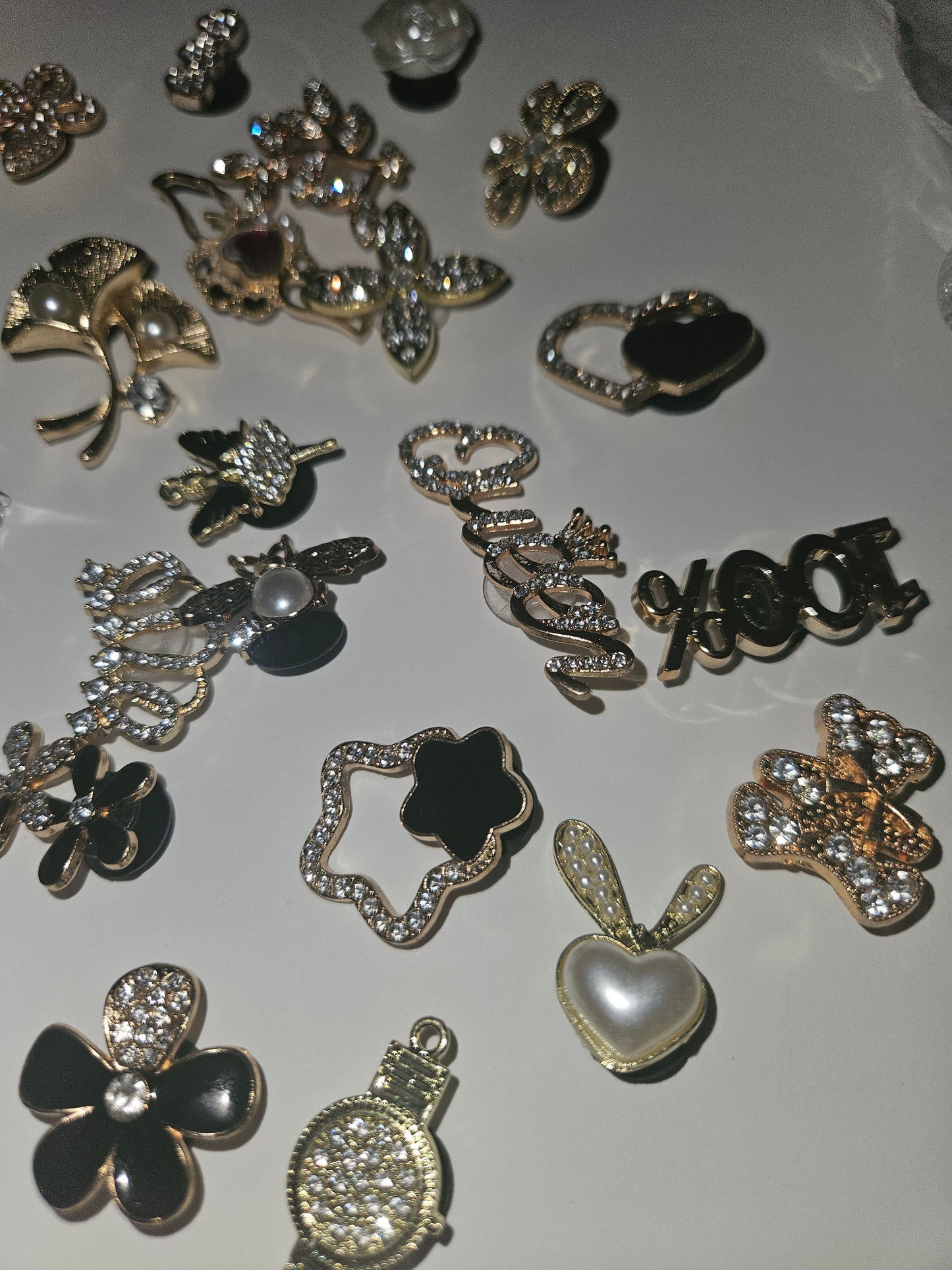 Croc/Bogg charms 10pcs (random)