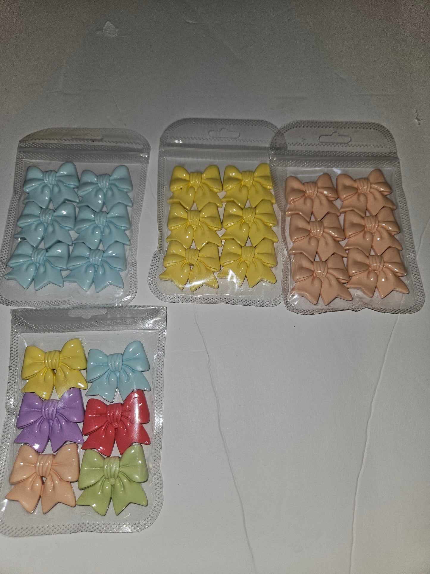 FLAT BACK BOWS