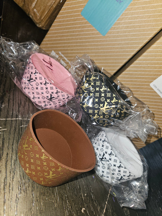 Cup boots